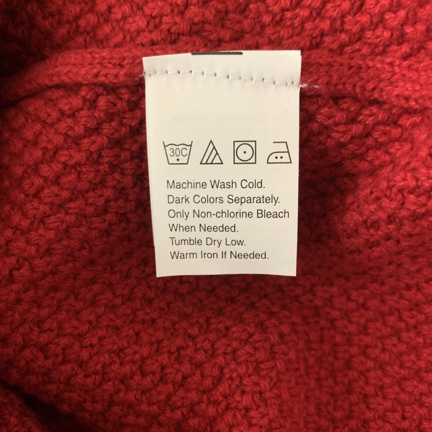 5754884