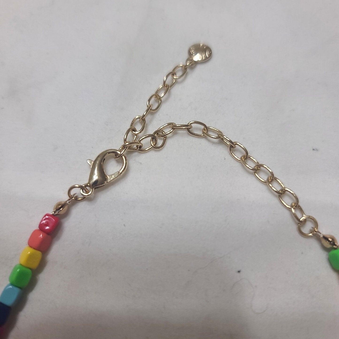 5754677