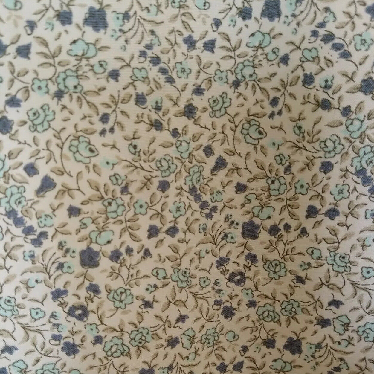 5754354