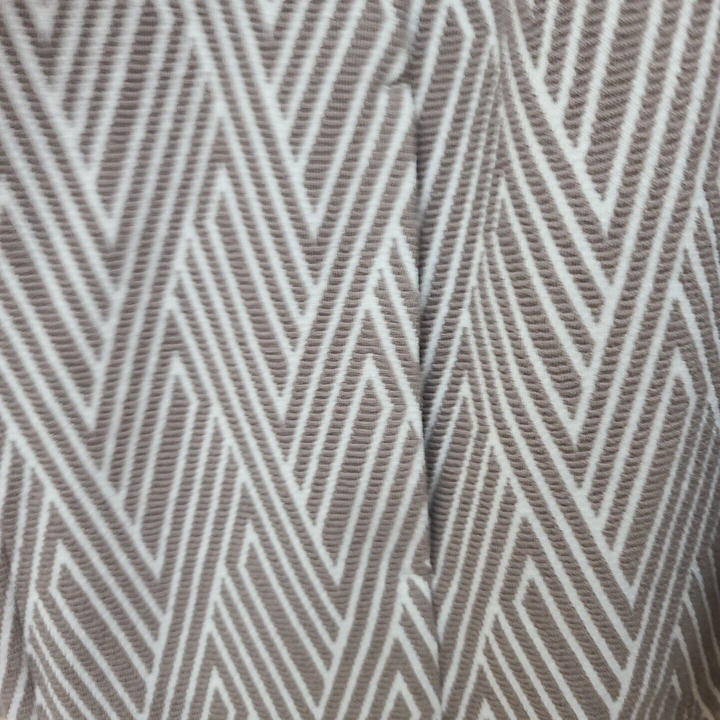 5754654
