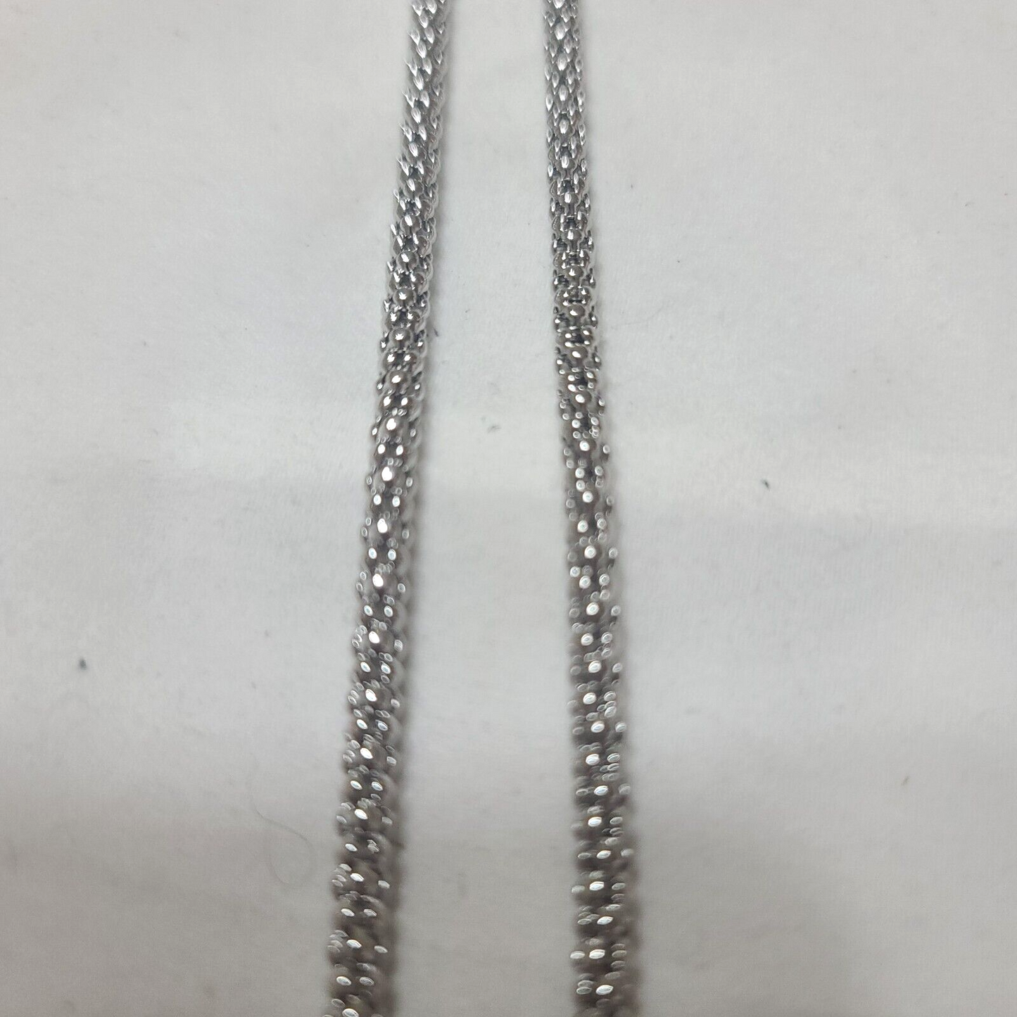 5754827