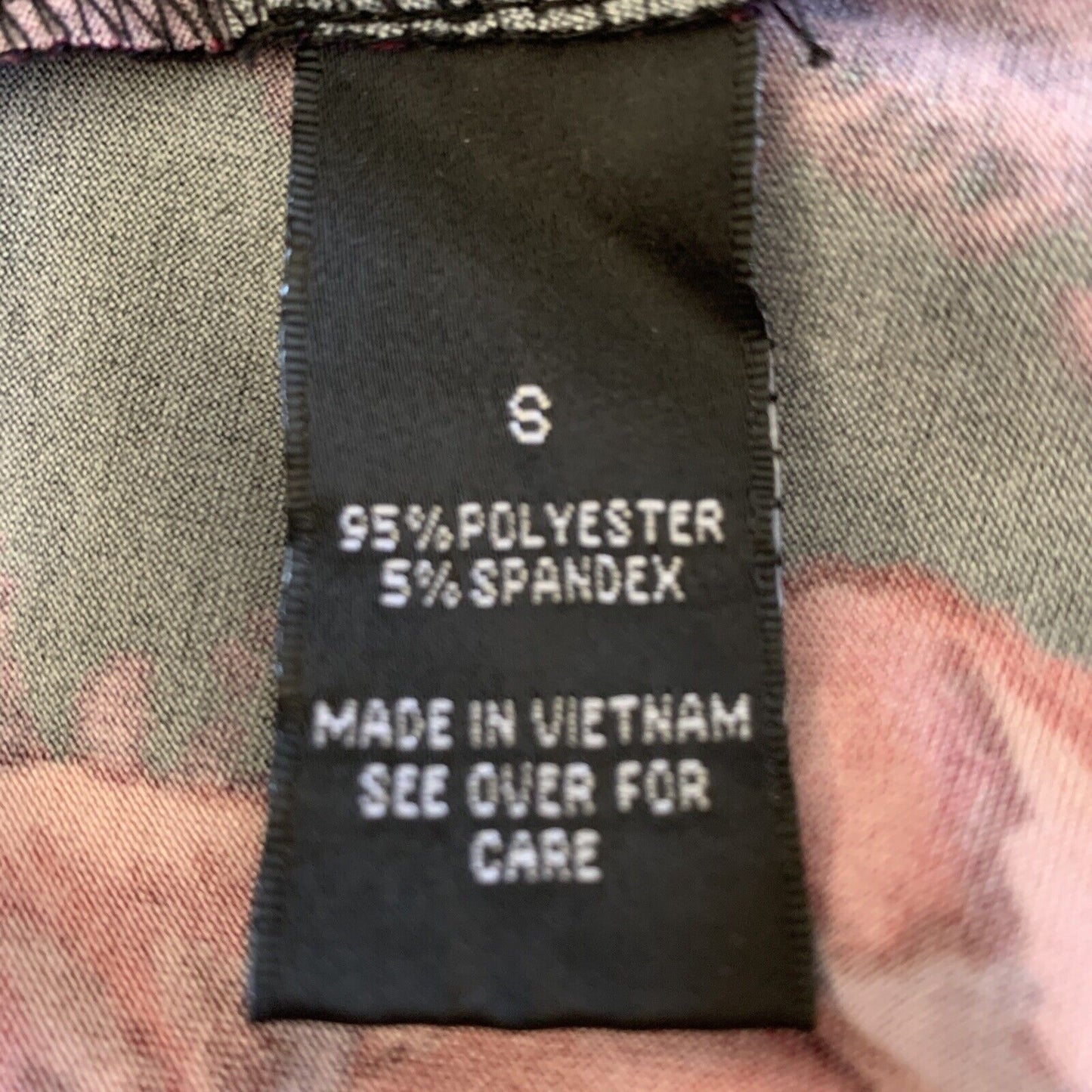 5754854