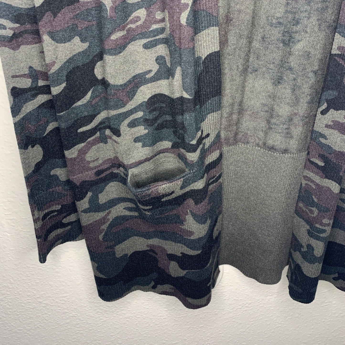 5754806