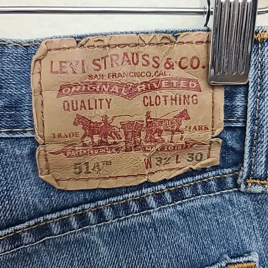5754319