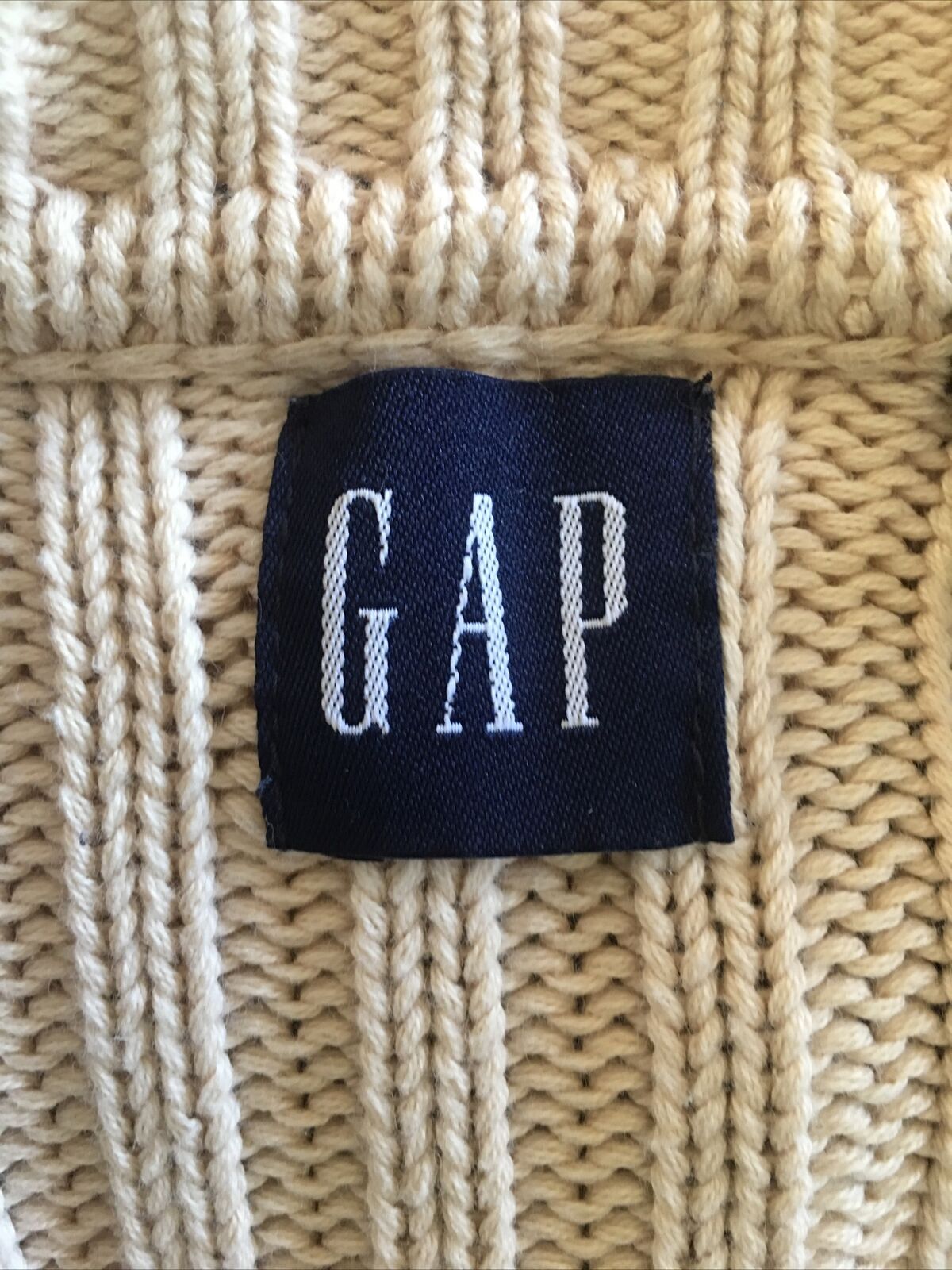 5754757