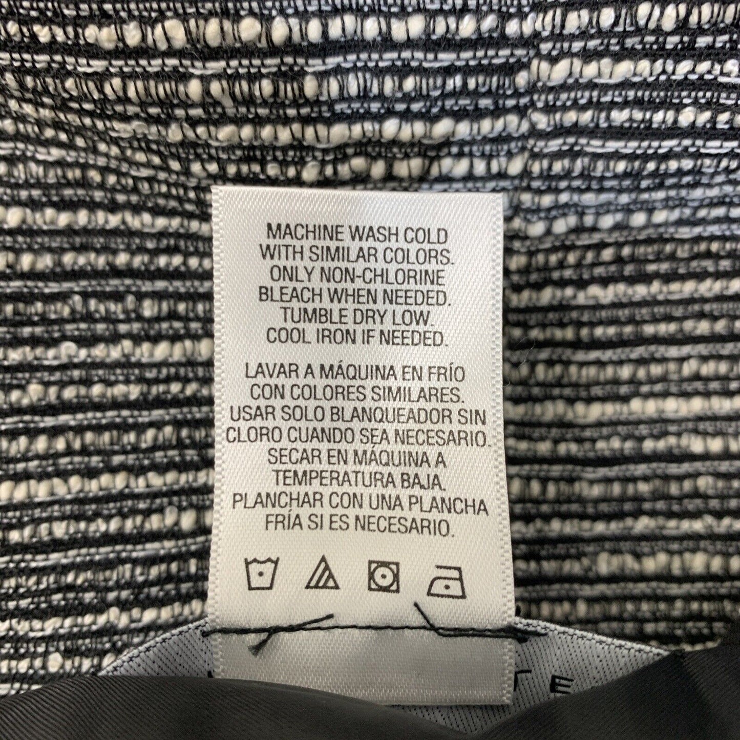 5754957