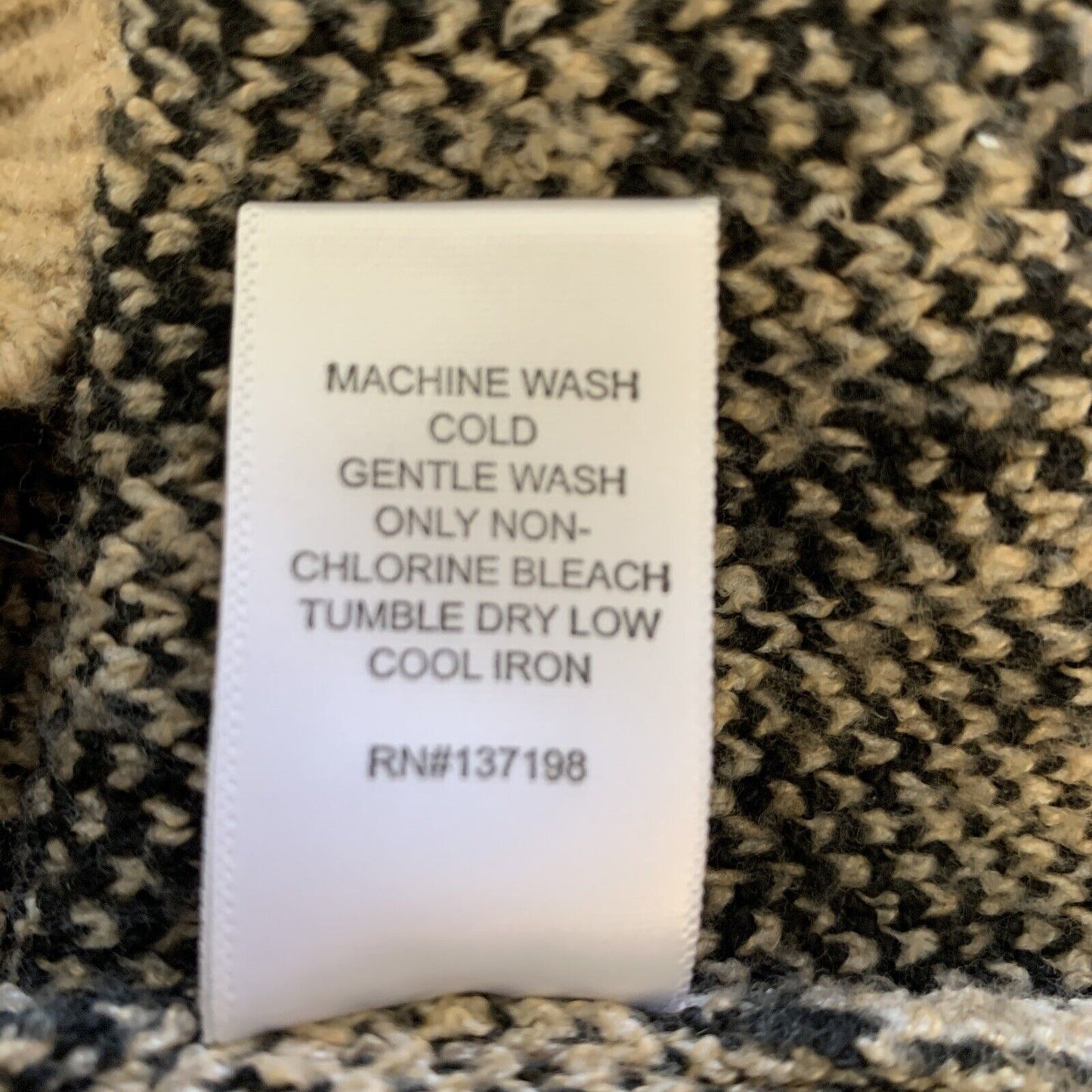 5754863