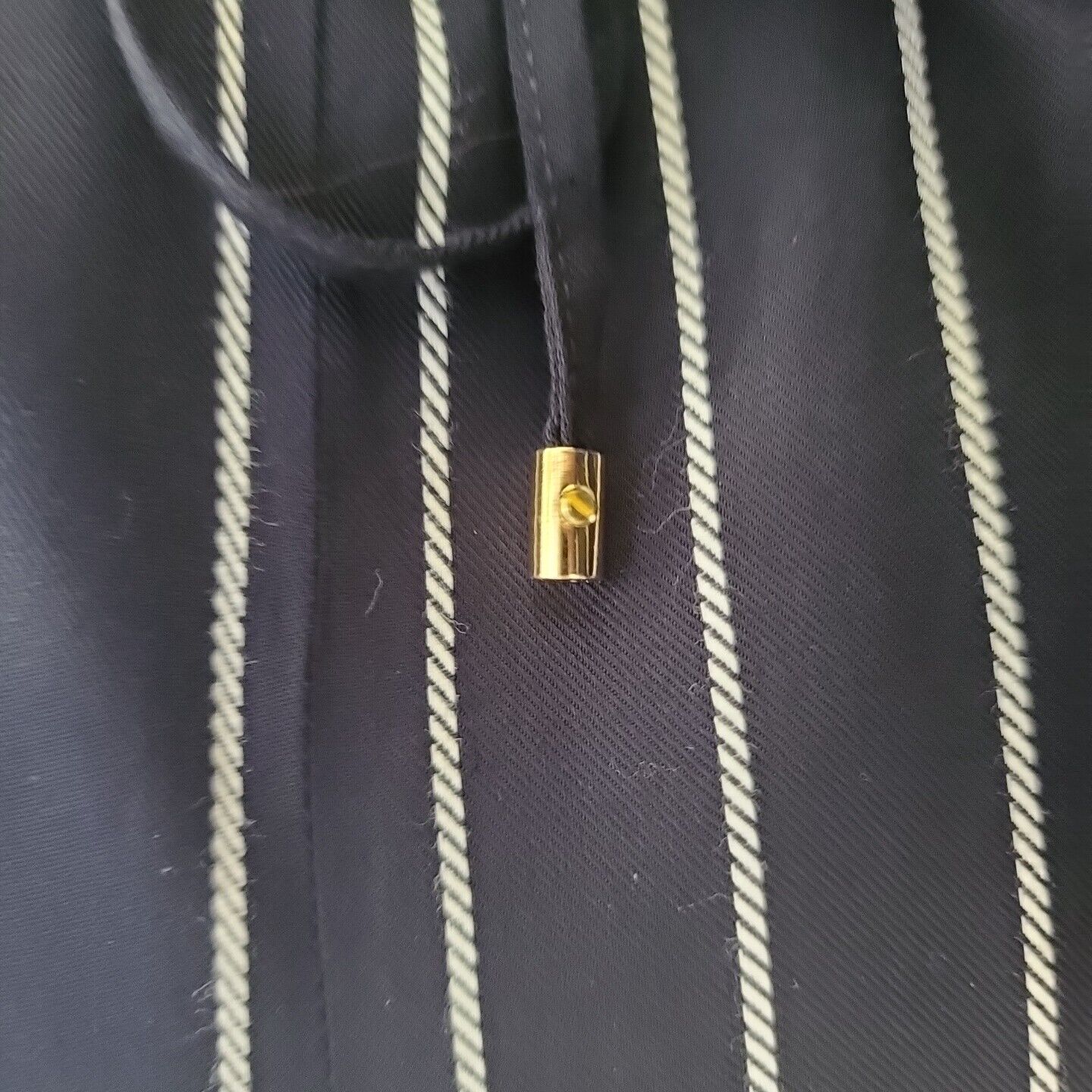 5754285