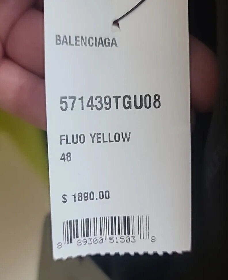 5754437