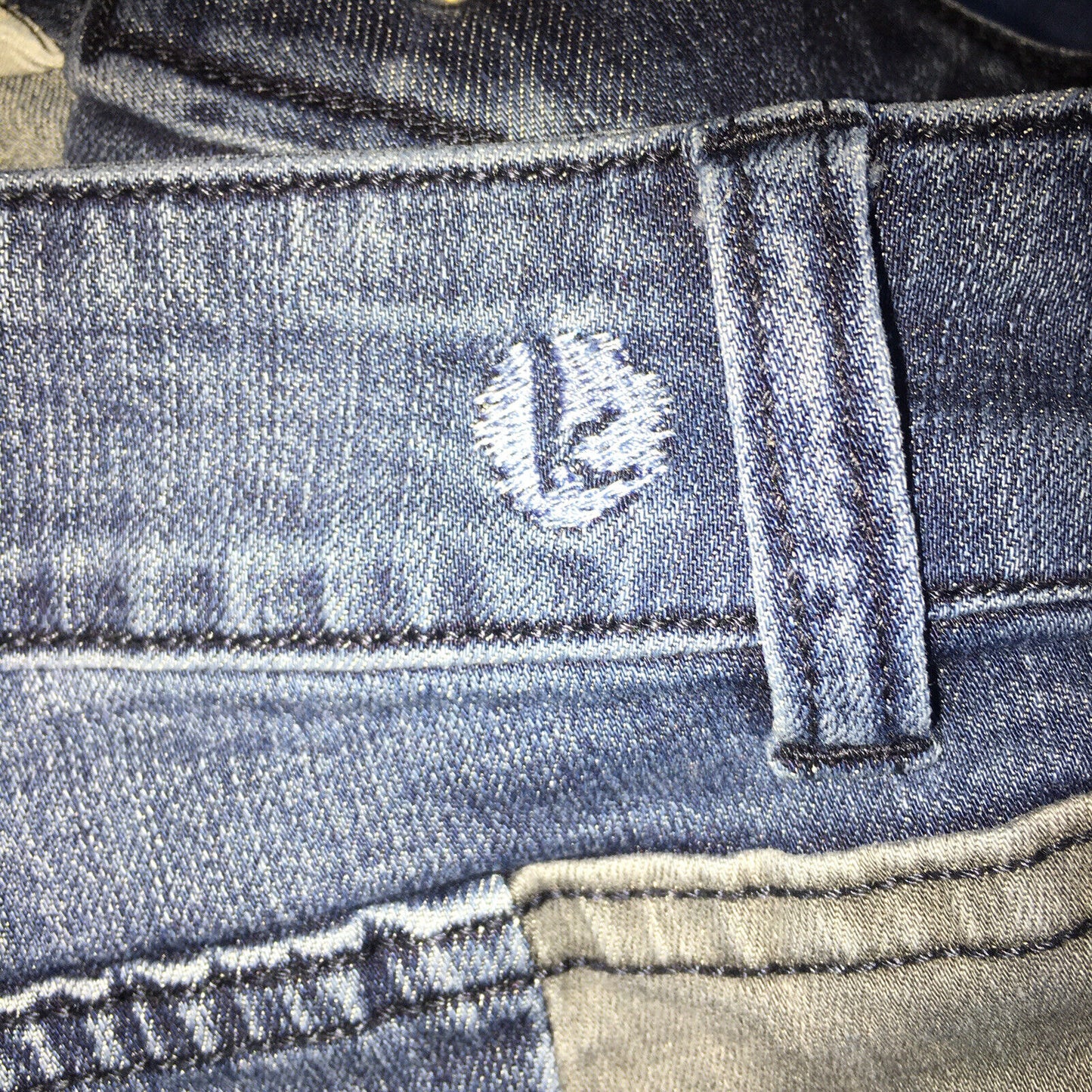 5754759