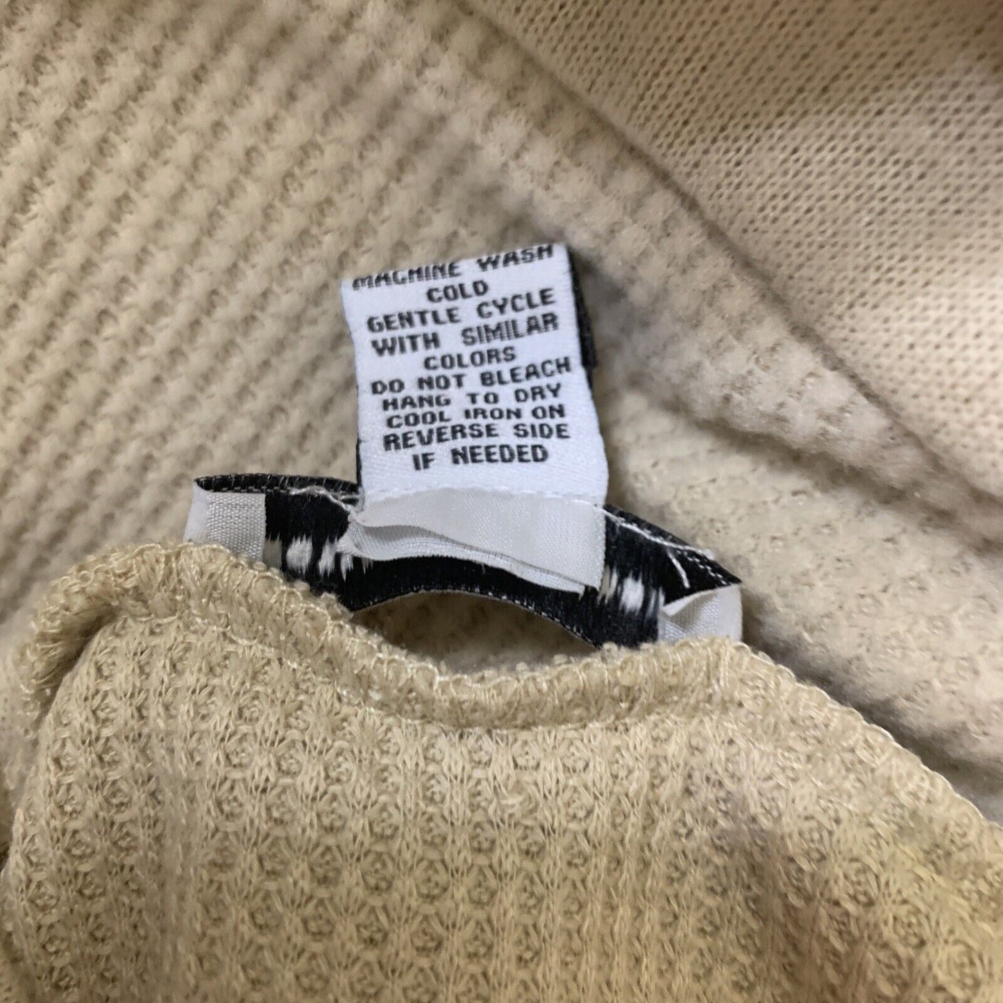 5754643