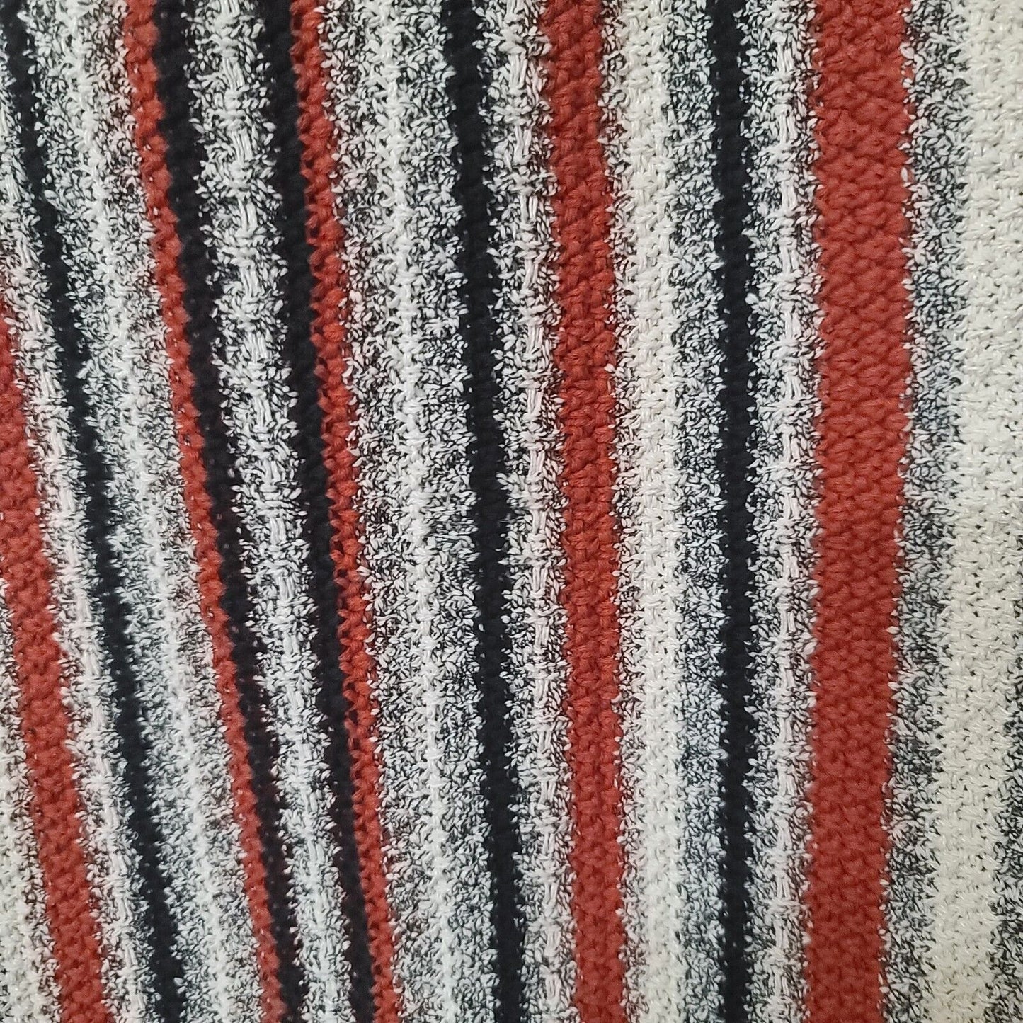 5754489