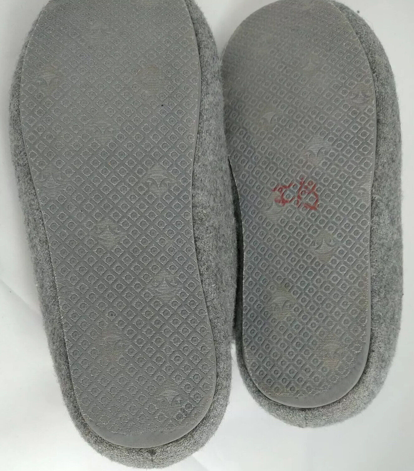 5754936