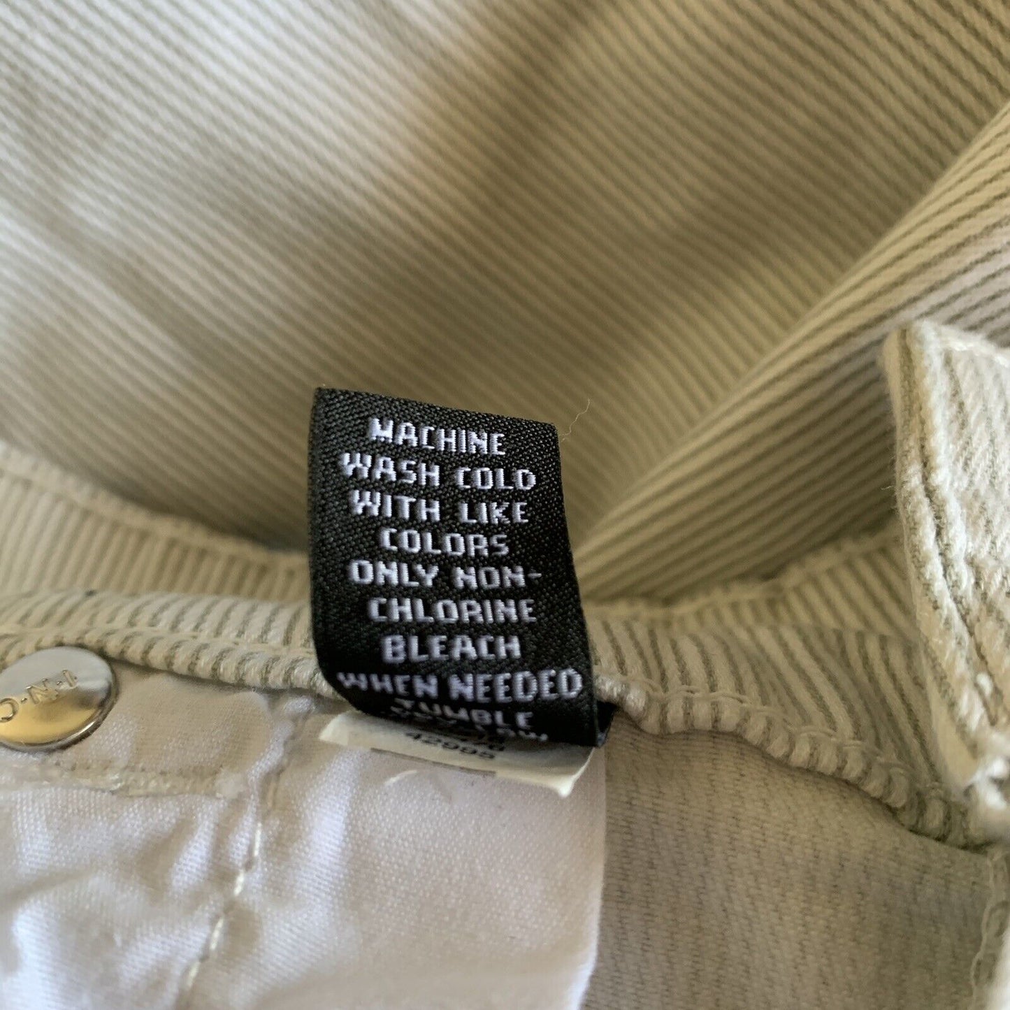5754668