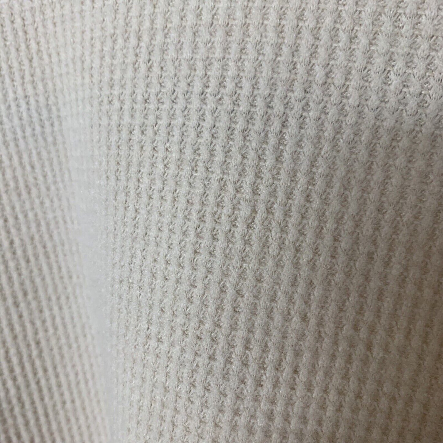 5754643
