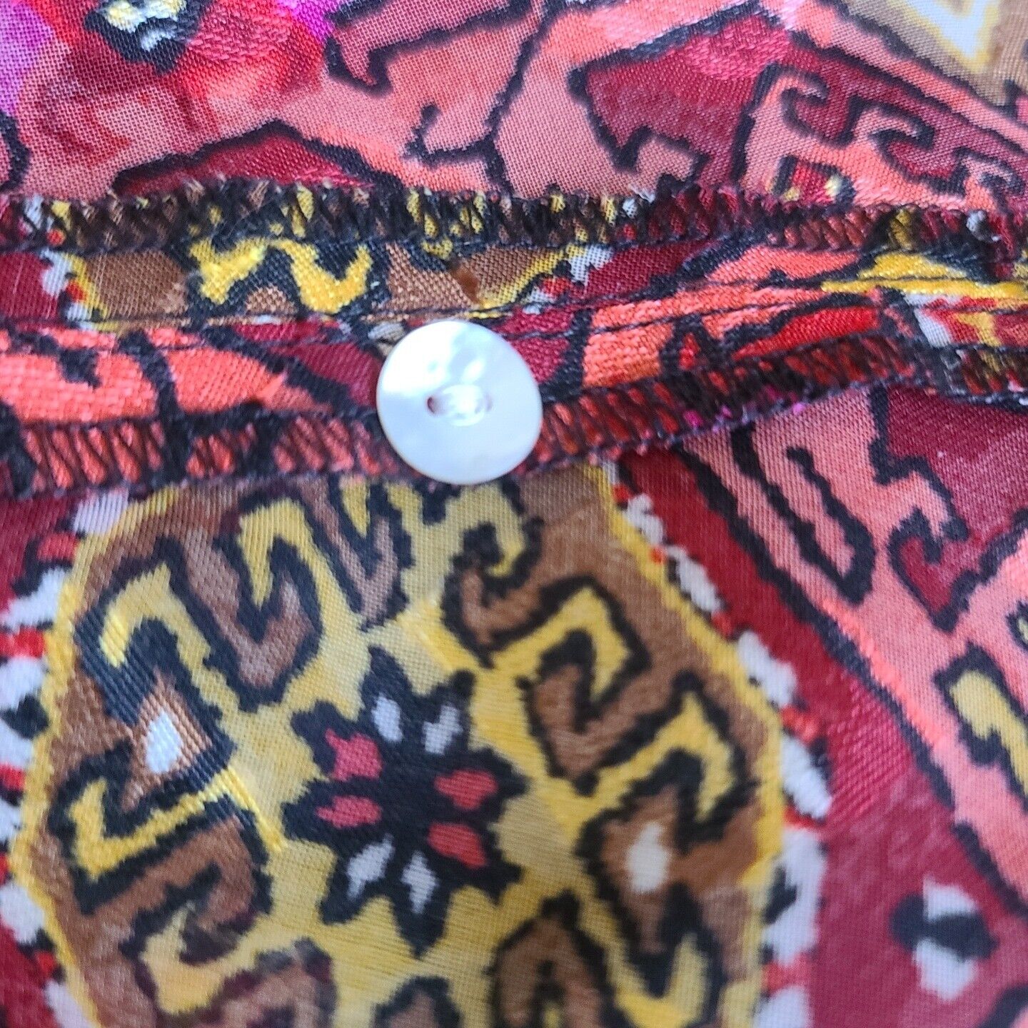 5754373