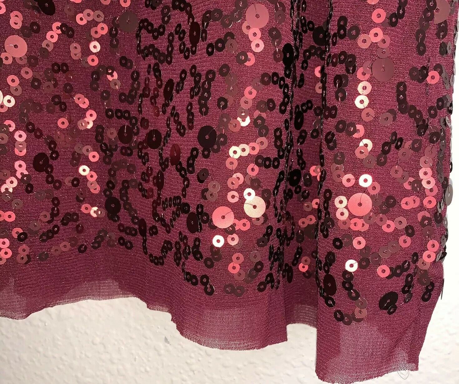 5754572