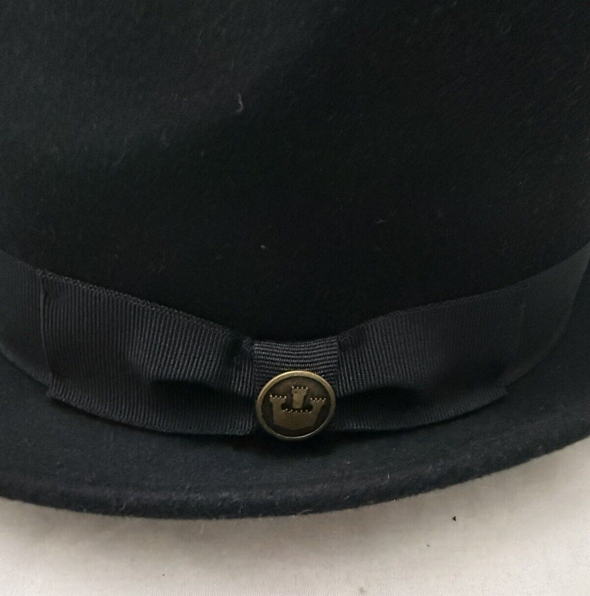 5754858