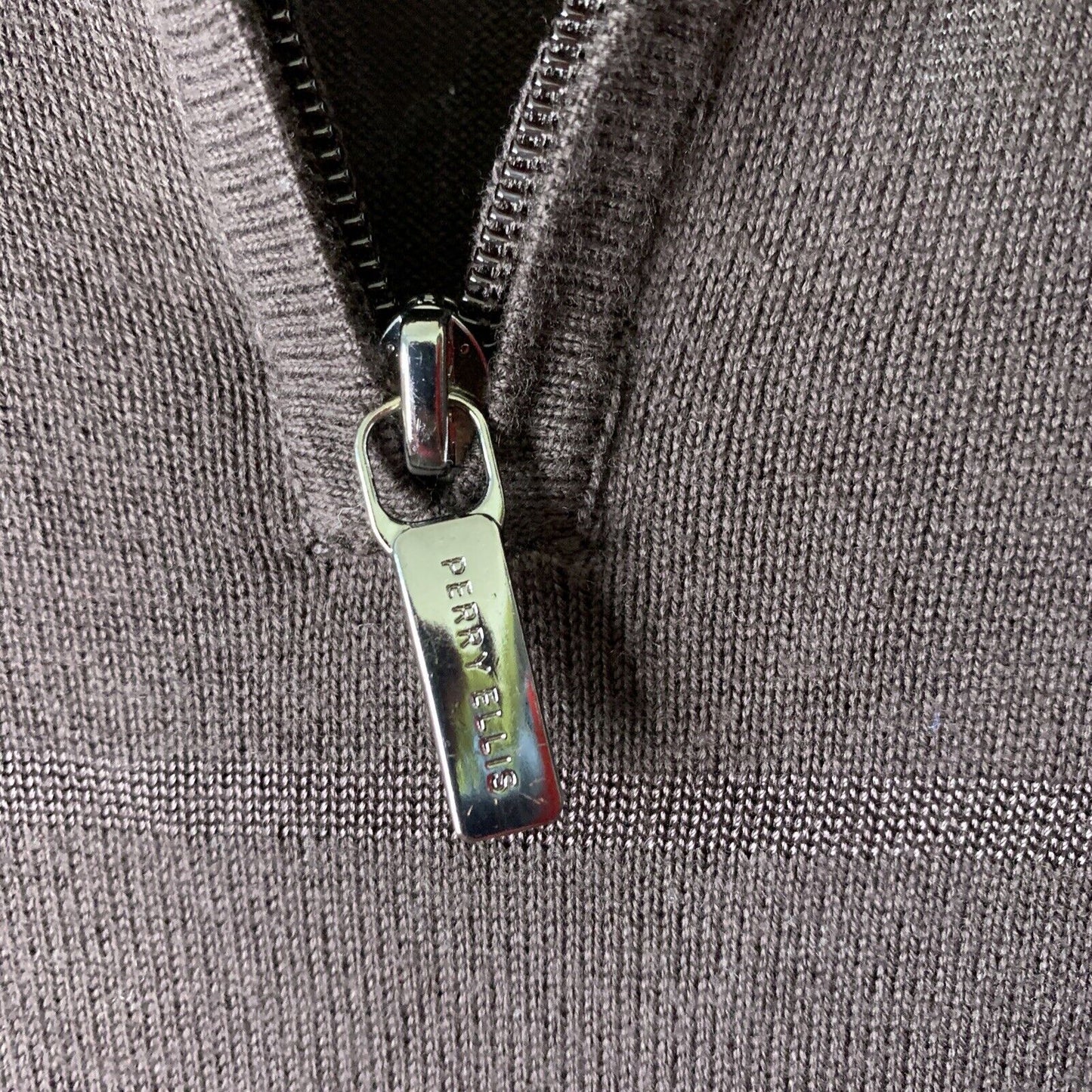 5754382