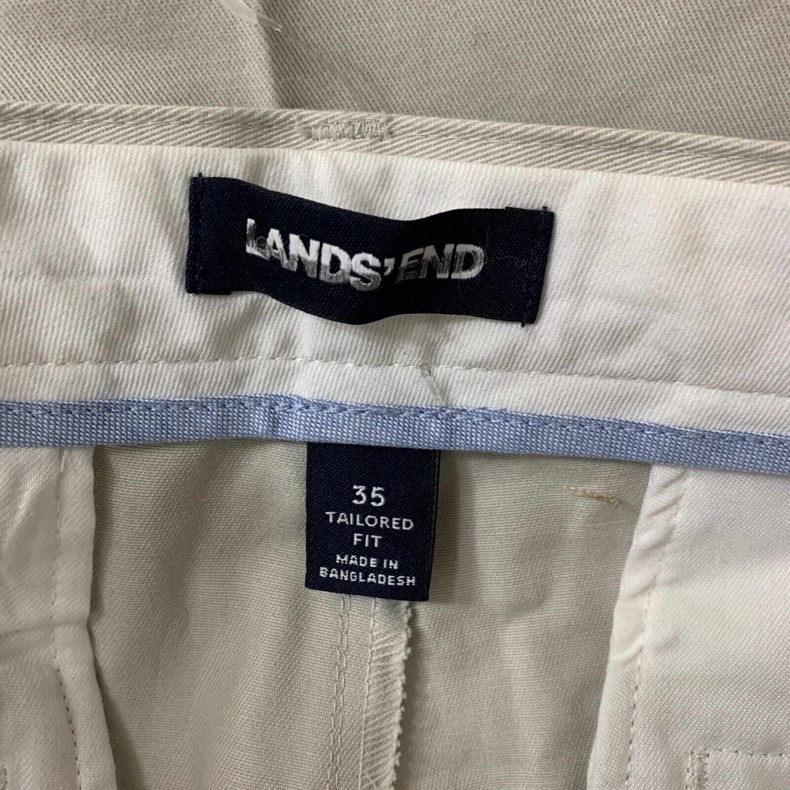 5823306