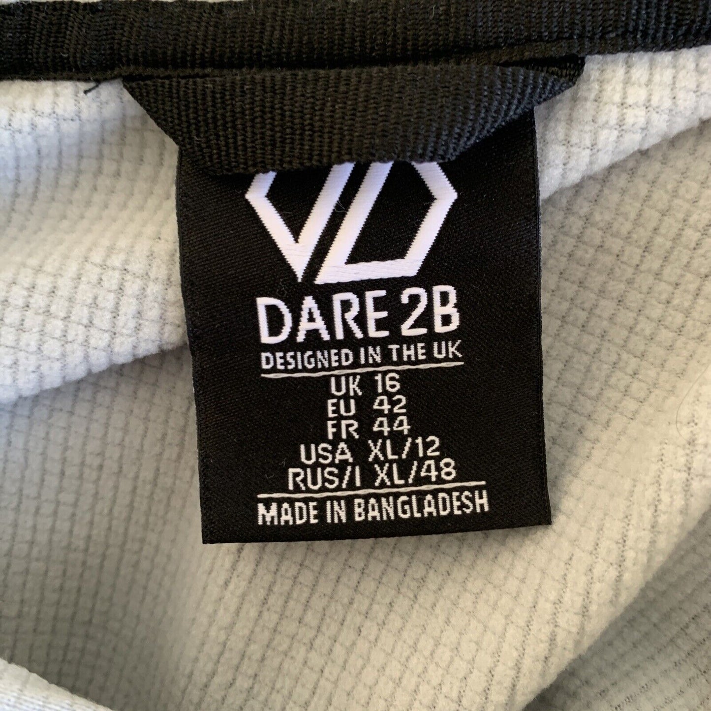 5754853