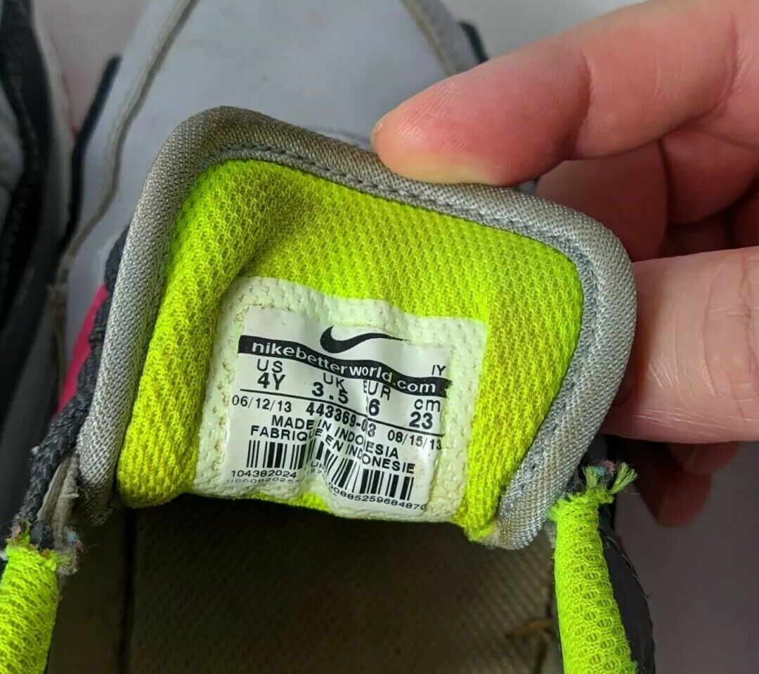5754297