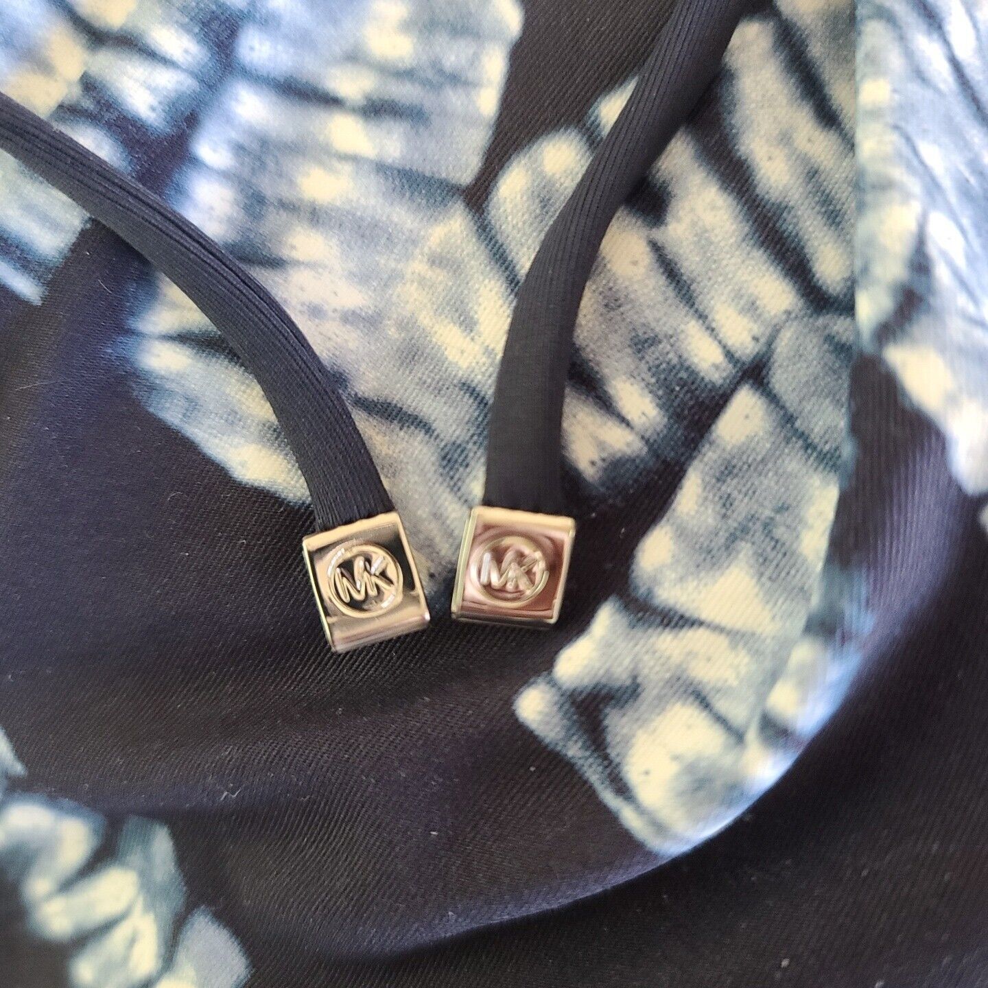 5754848