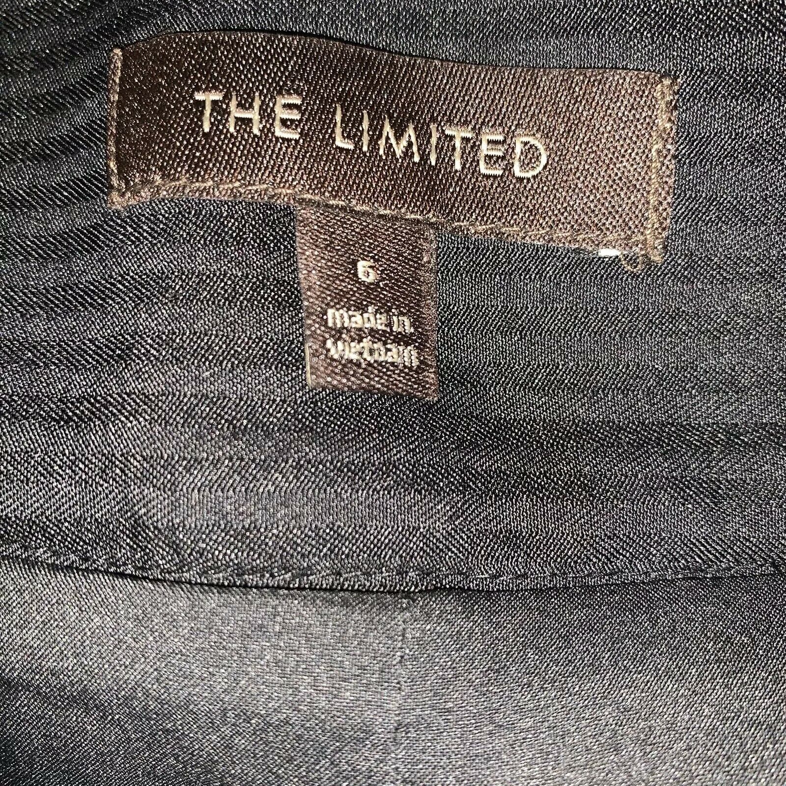 5754868